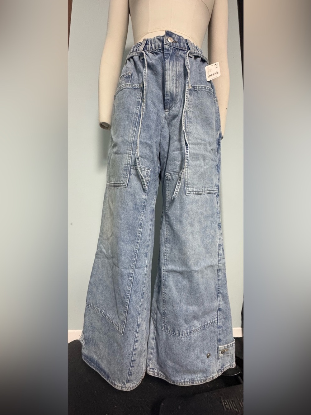 Wide-Leg Denim Jeans